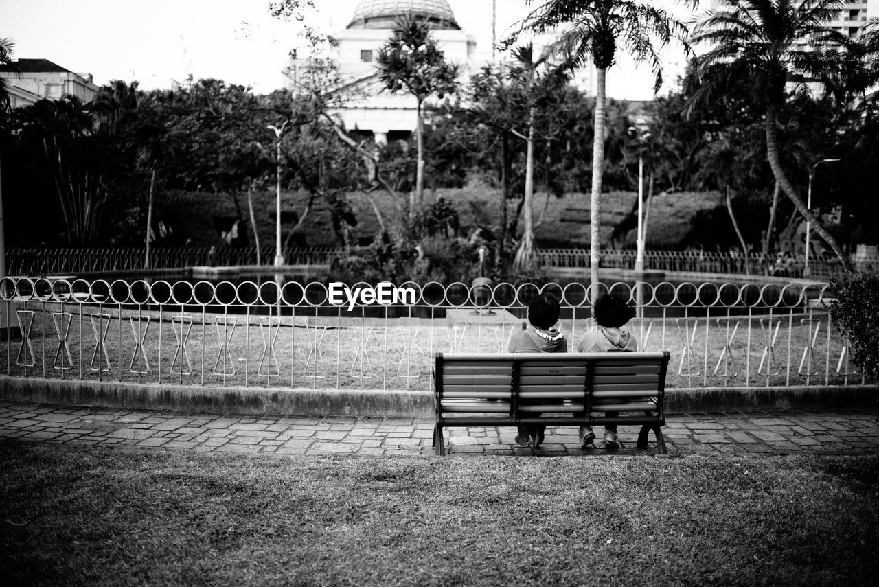 EMPTY SEATS IN THE PARK
