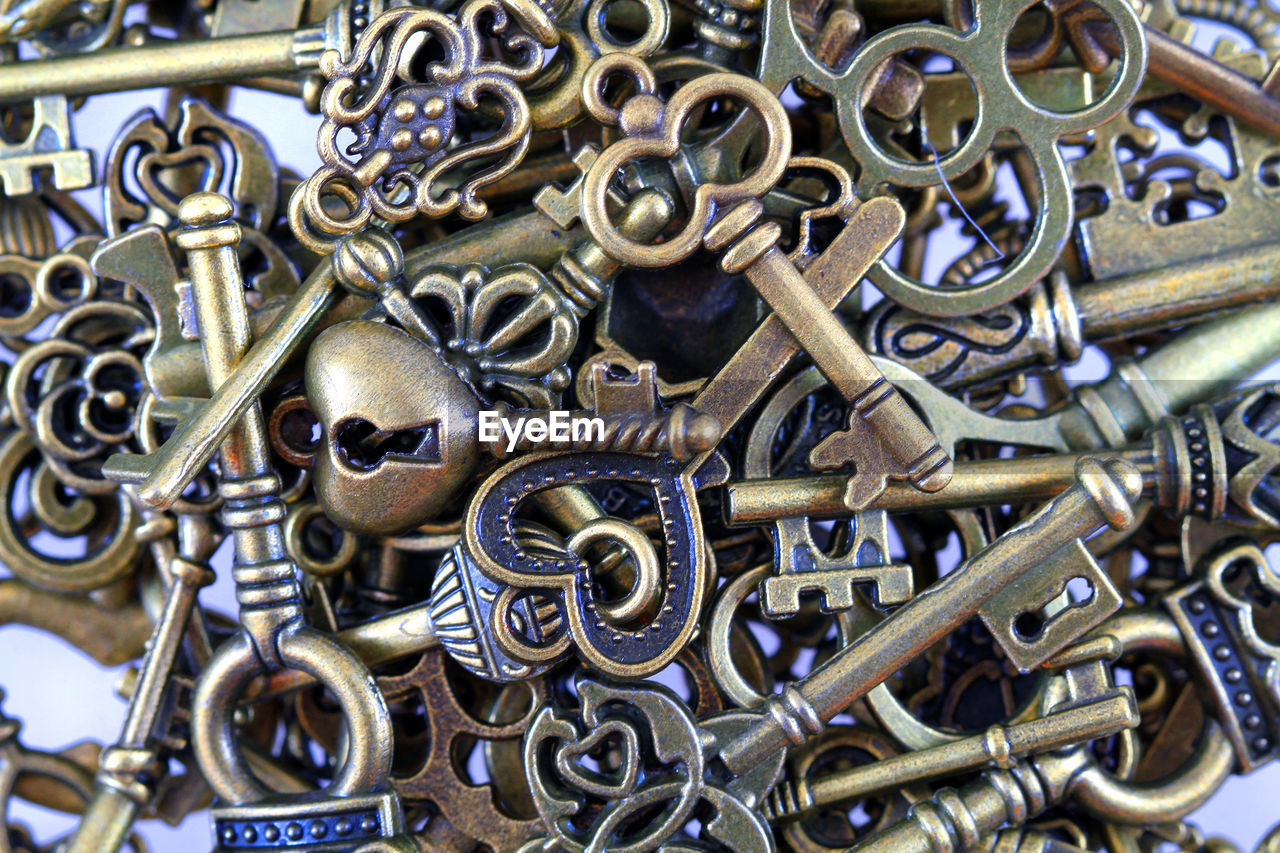 metal, large group of objects, iron, abundance, no people, full frame, backgrounds, close-up, still life, scrap, indoors, chain, equipment, variation