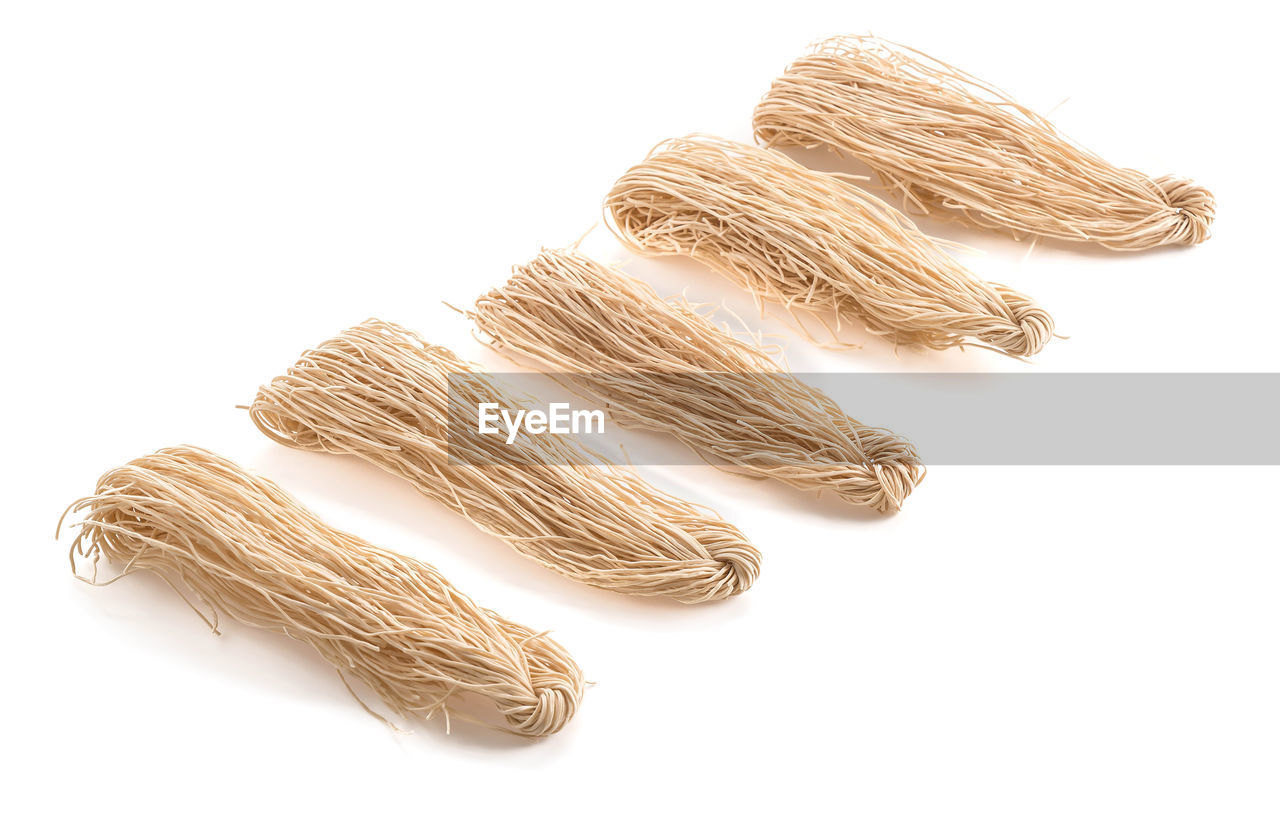 Dried noodle