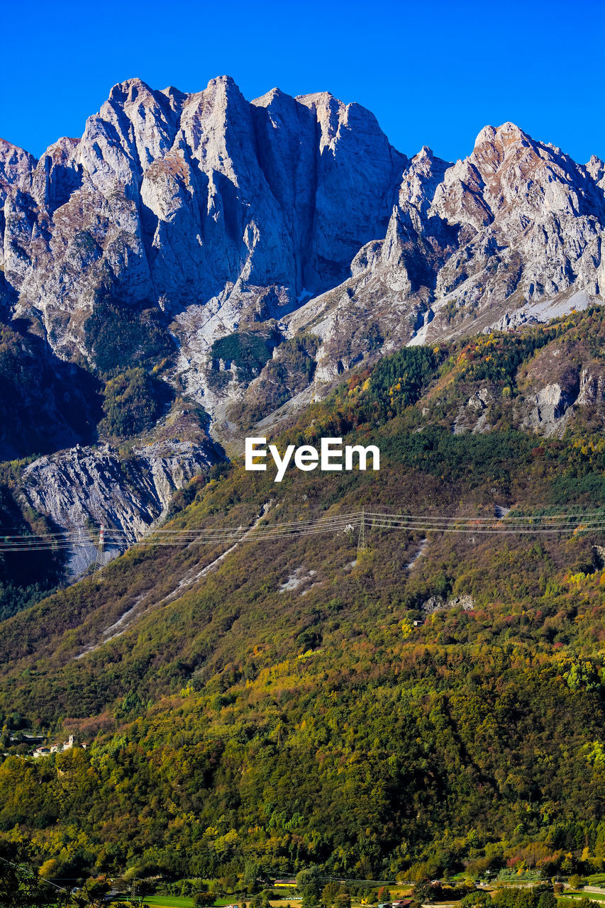 SCENIC VIEW OF SNOWCAPPED MOUNTAINS