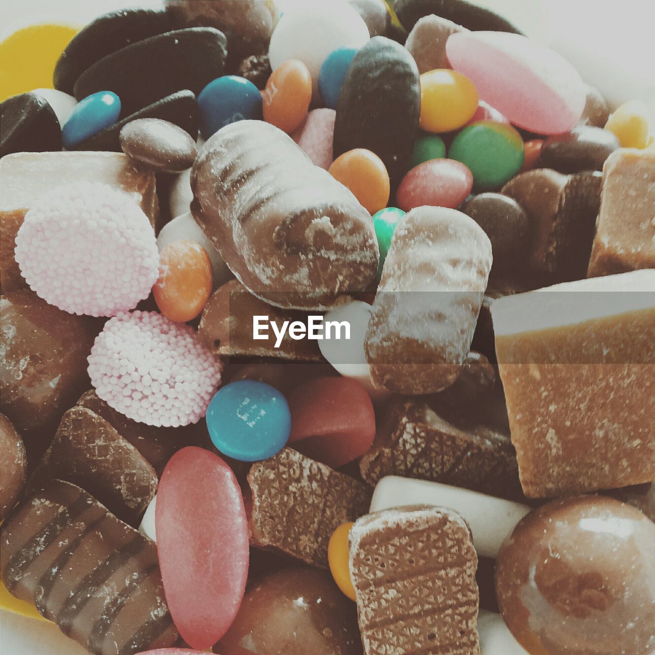 FULL FRAME SHOT OF SWEET FOOD
