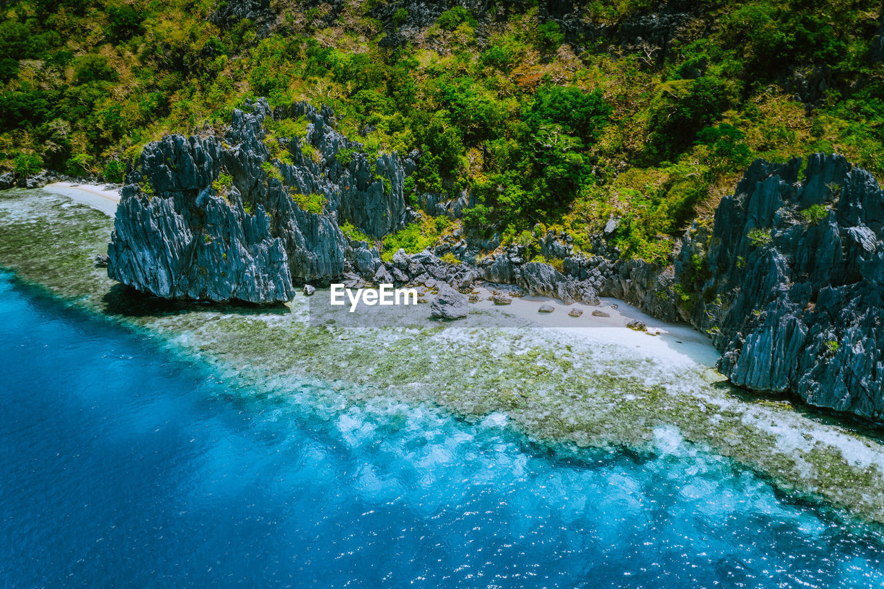 Scenic view of mountains and sea 