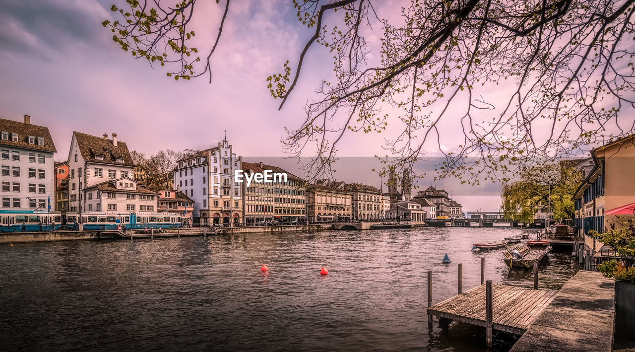 Limmat in zürich, switzerland