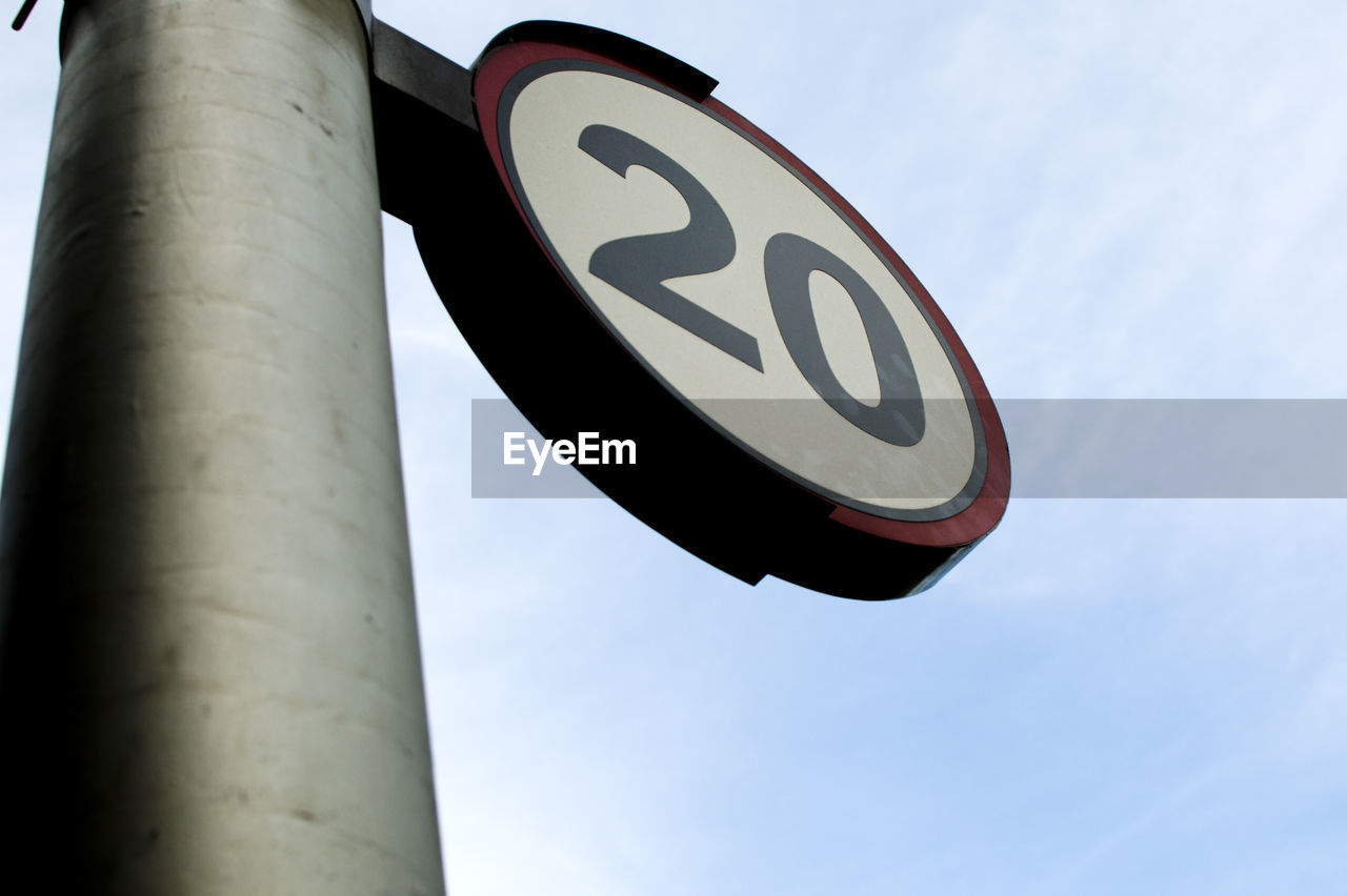 LOW ANGLE VIEW OF ROAD SIGN
