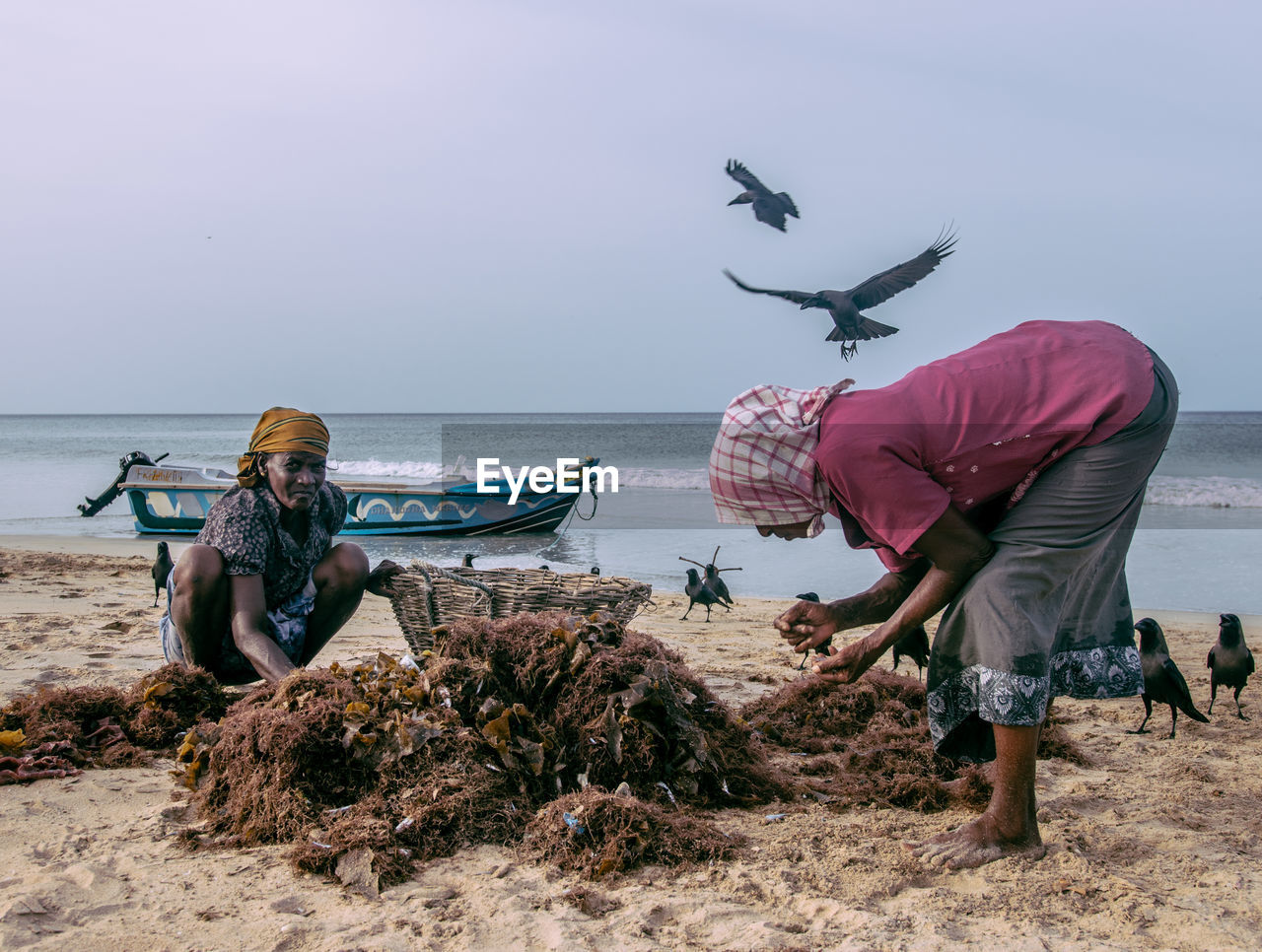 PEOPLE ON BEACH