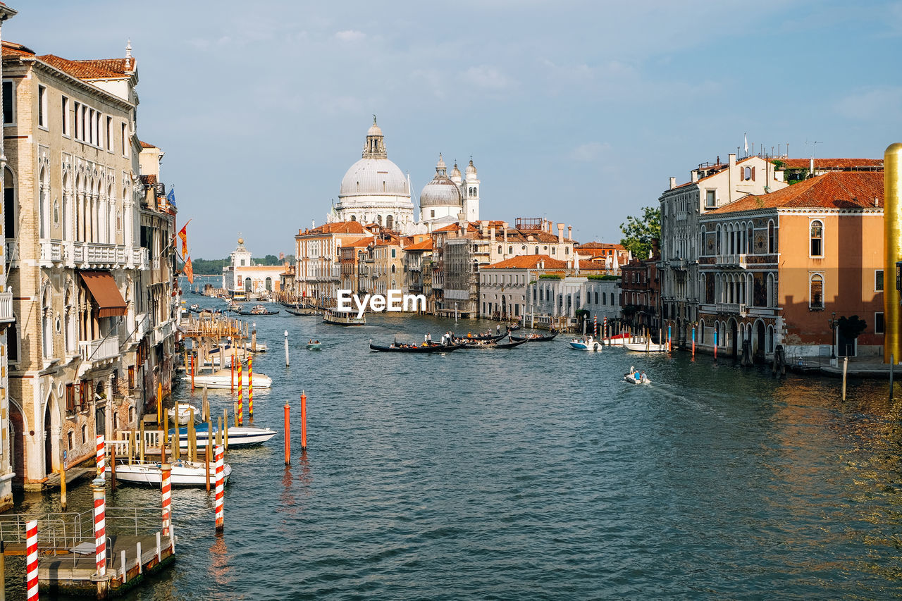 BUILDINGS AT WATERFRONT