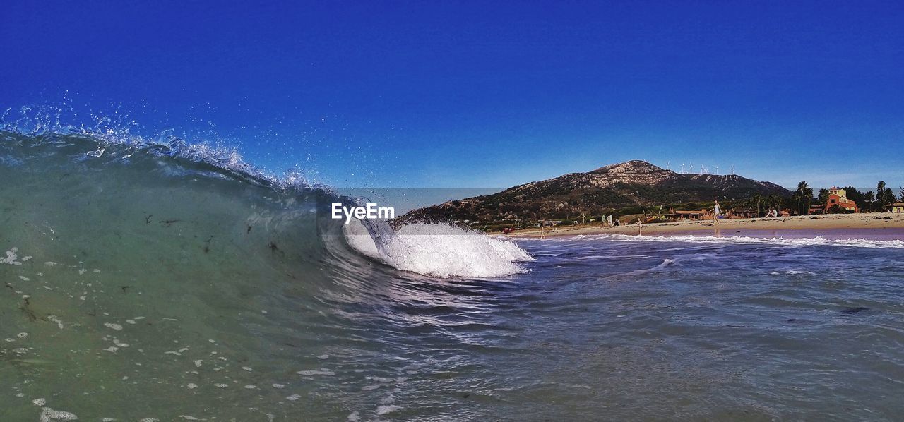 VIEW OF SEA AGAINST CLEAR SKY