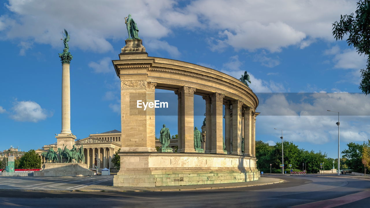 Monument to the millennium of hungary on the heroes square in budapest on a sunny summer morning