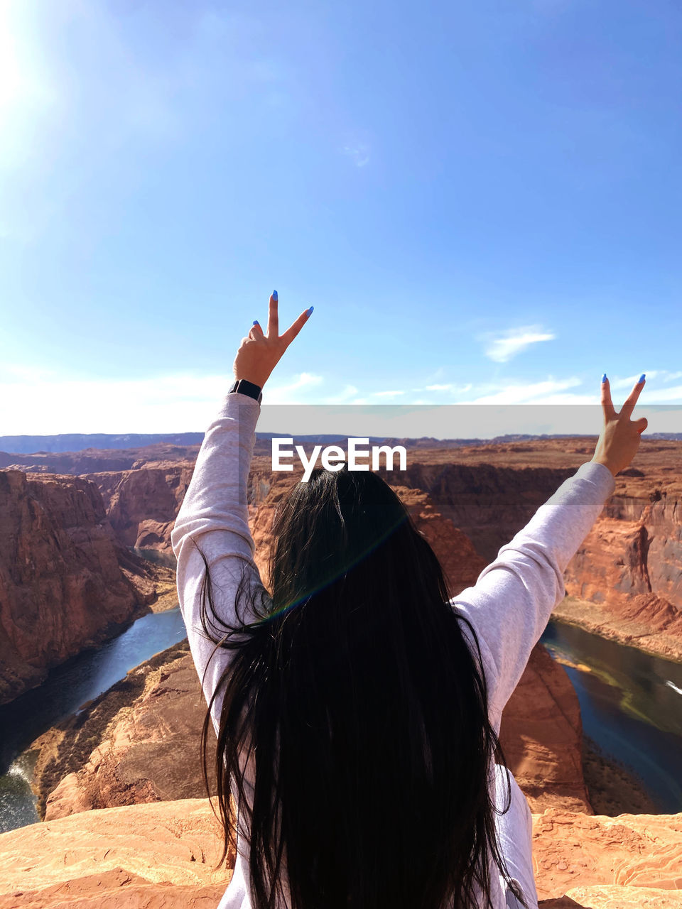 At the top of horseshoe bend.