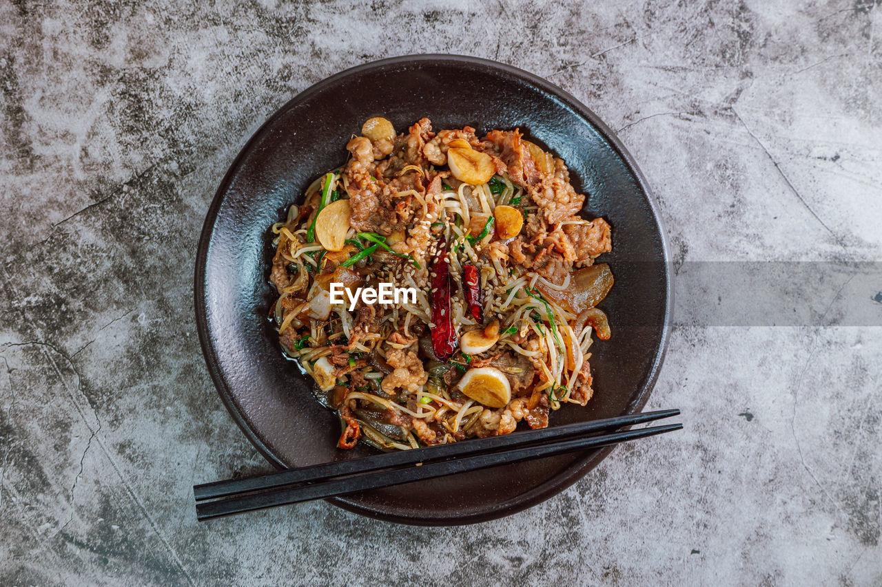 DIRECTLY ABOVE SHOT OF MEAL SERVED IN PLATE