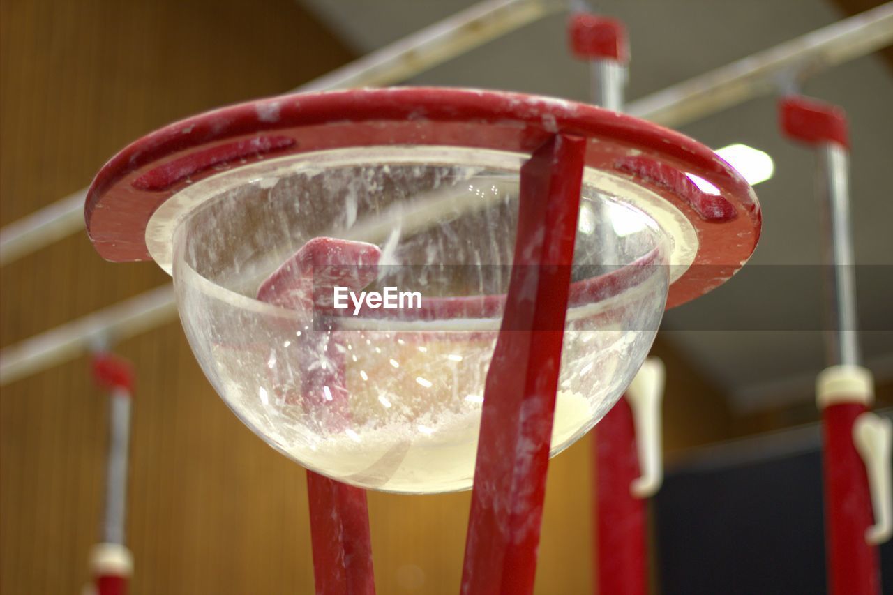 CLOSE-UP OF GLASS OF DRINK