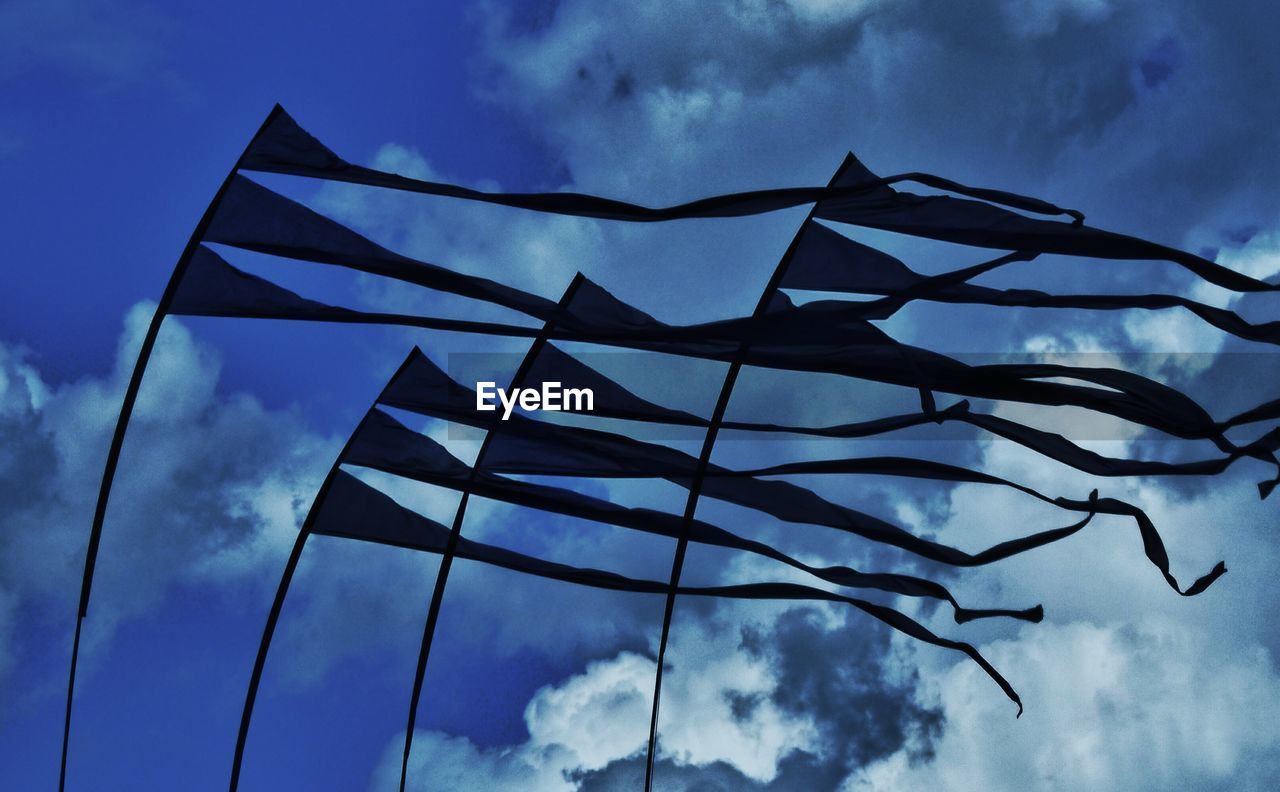 LOW ANGLE VIEW OF SKY