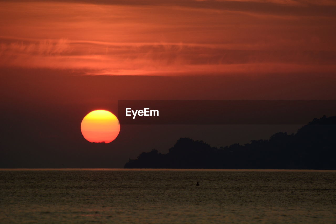 Summer sunset. cavi di lavagna. liguria. italy