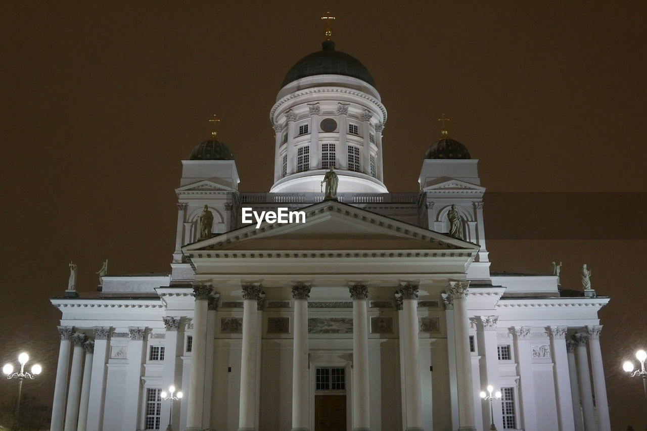 architecture, building exterior, built structure, night, dome, travel destinations, illuminated, government, landmark, architectural column, no people, place of worship, travel, building, sky, low angle view, city, nature, facade, religion, politics and government, tourism, the past, history, belief, outdoors