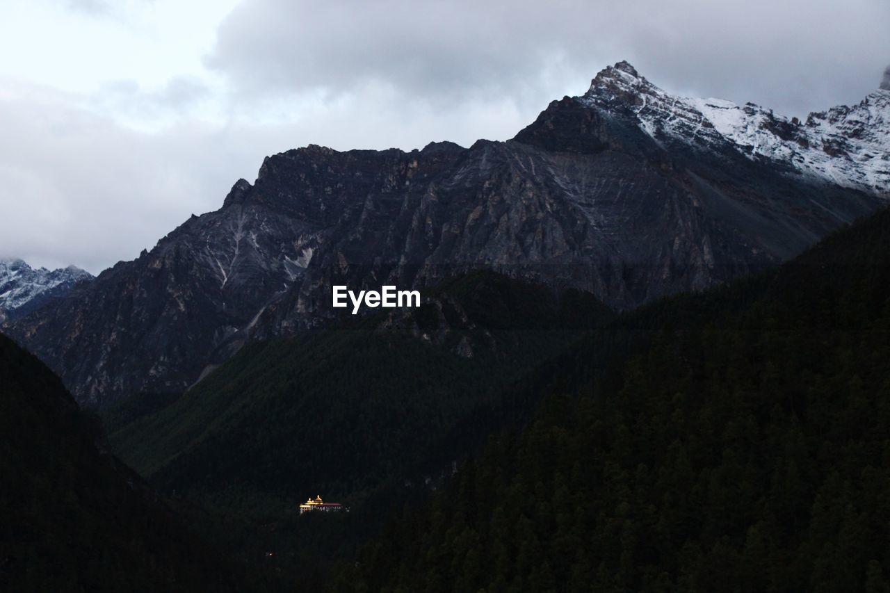 VIEW OF MOUNTAIN RANGE AGAINST THE SKY