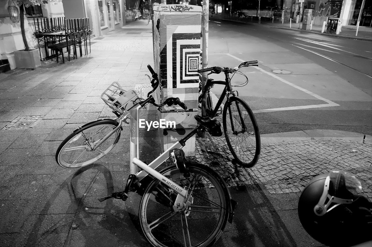 BICYCLE PARKED ON STREET