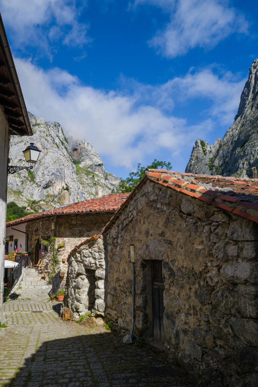 Overview on the houses of the bulnes village in the picos de europa national park in spain