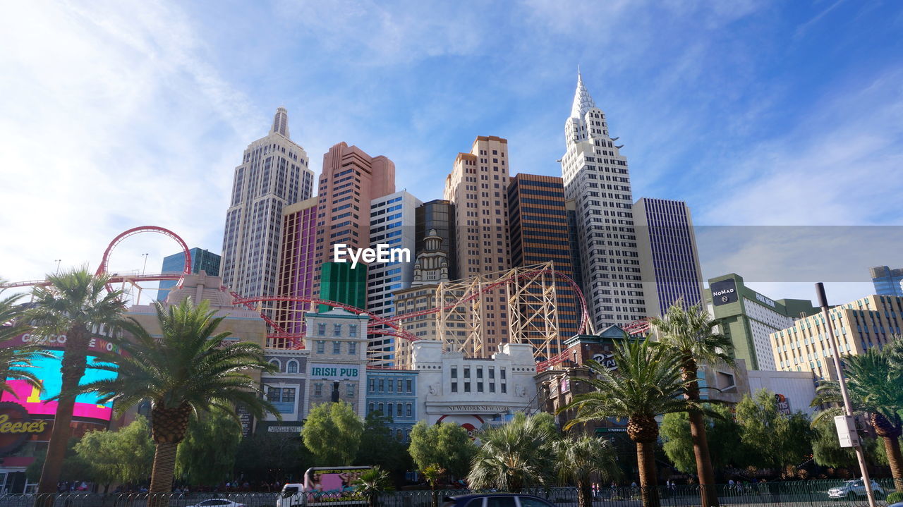 PANORAMIC SHOT OF BUILDINGS AGAINST SKY