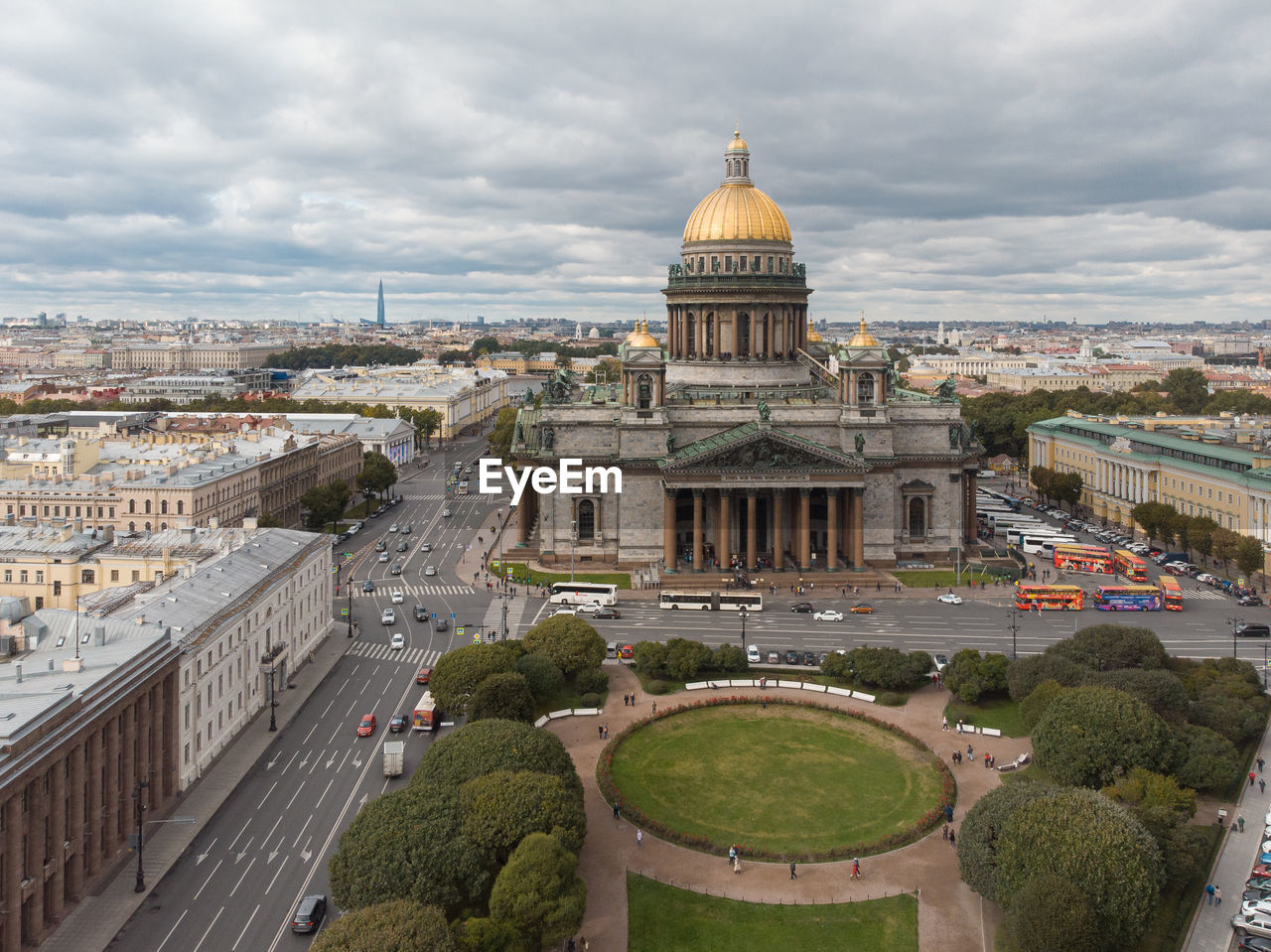 Aerial photo of saint isaacs cathedral and isaacs square in saint petersburg.