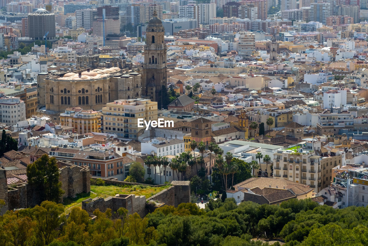 HIGH ANGLE VIEW OF CITY