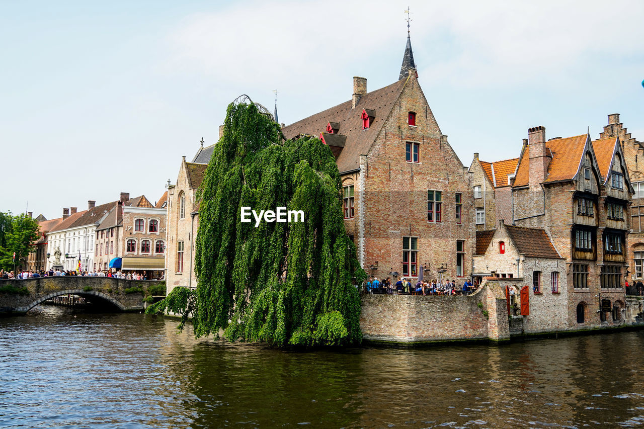 River passing through city buildings