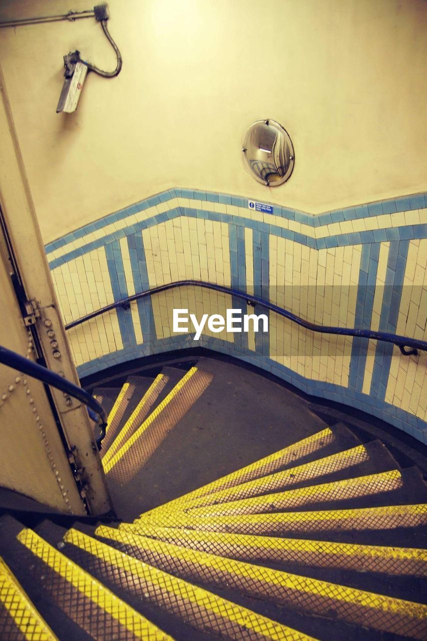 HIGH ANGLE VIEW OF STAIRS IN SUBWAY