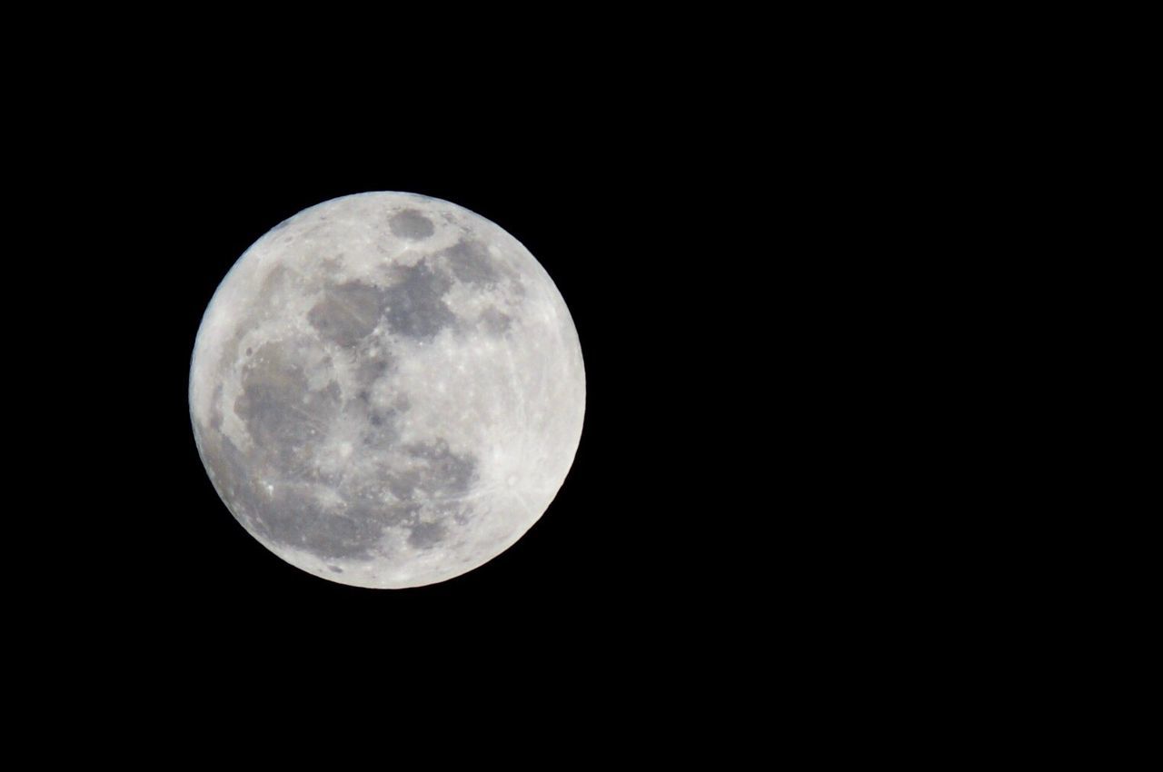 SCENIC VIEW OF FULL MOON AT NIGHT