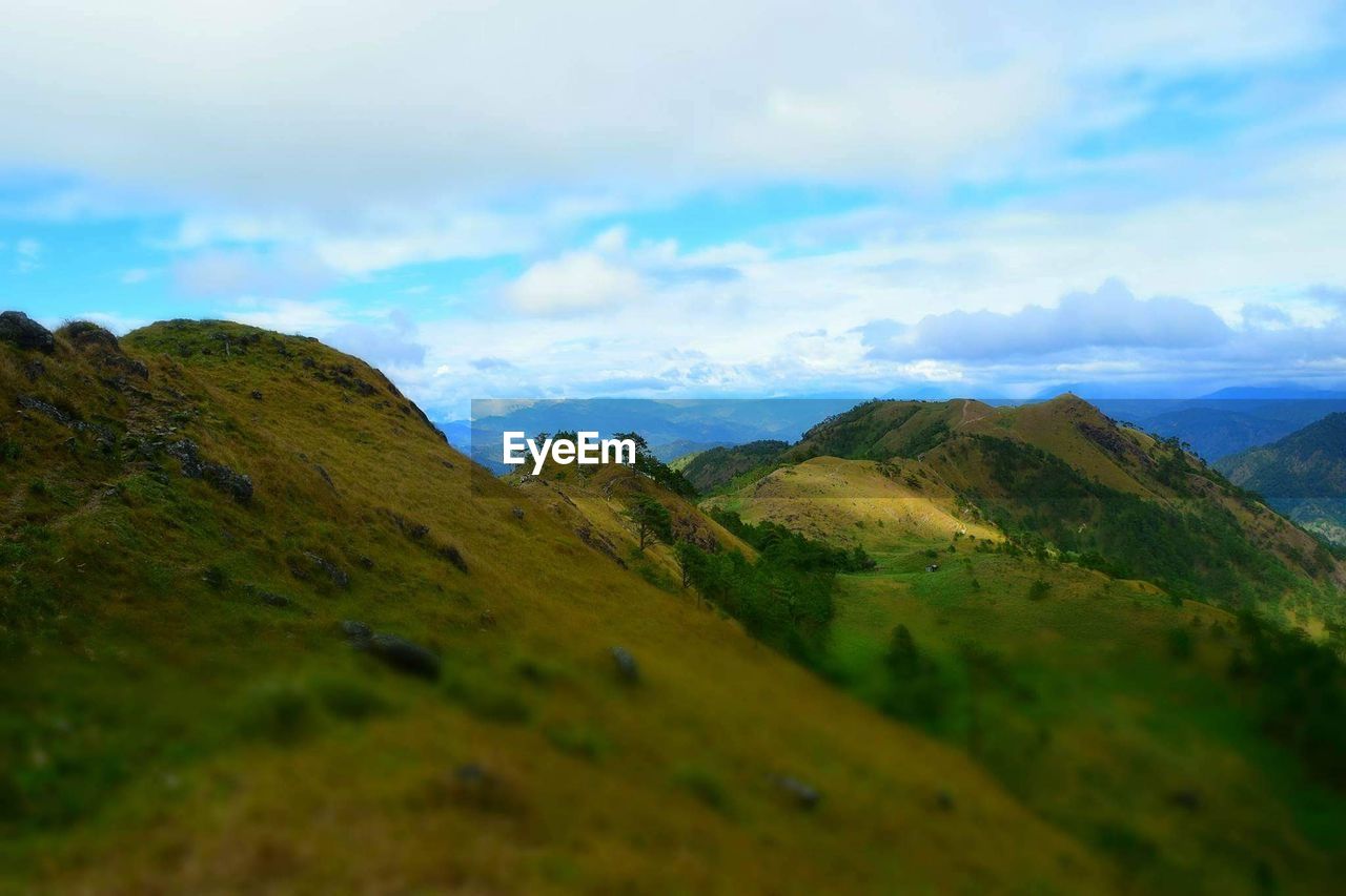 SCENIC VIEW OF MOUNTAIN LANDSCAPE