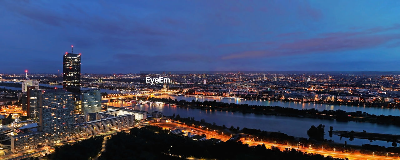 Night panorama of the central part of vienna