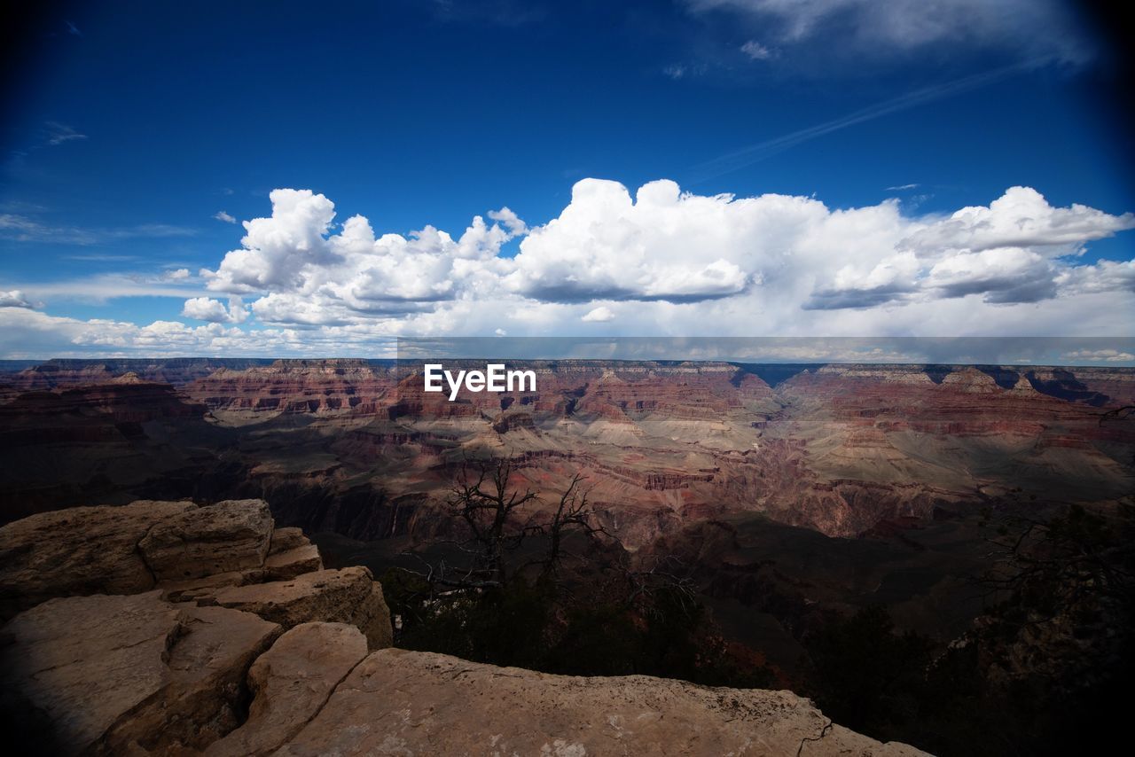 PANORAMIC VIEW OF DRAMATIC LANDSCAPE