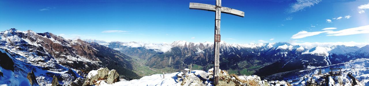 SCENIC VIEW OF SNOW COVERED MOUNTAINS