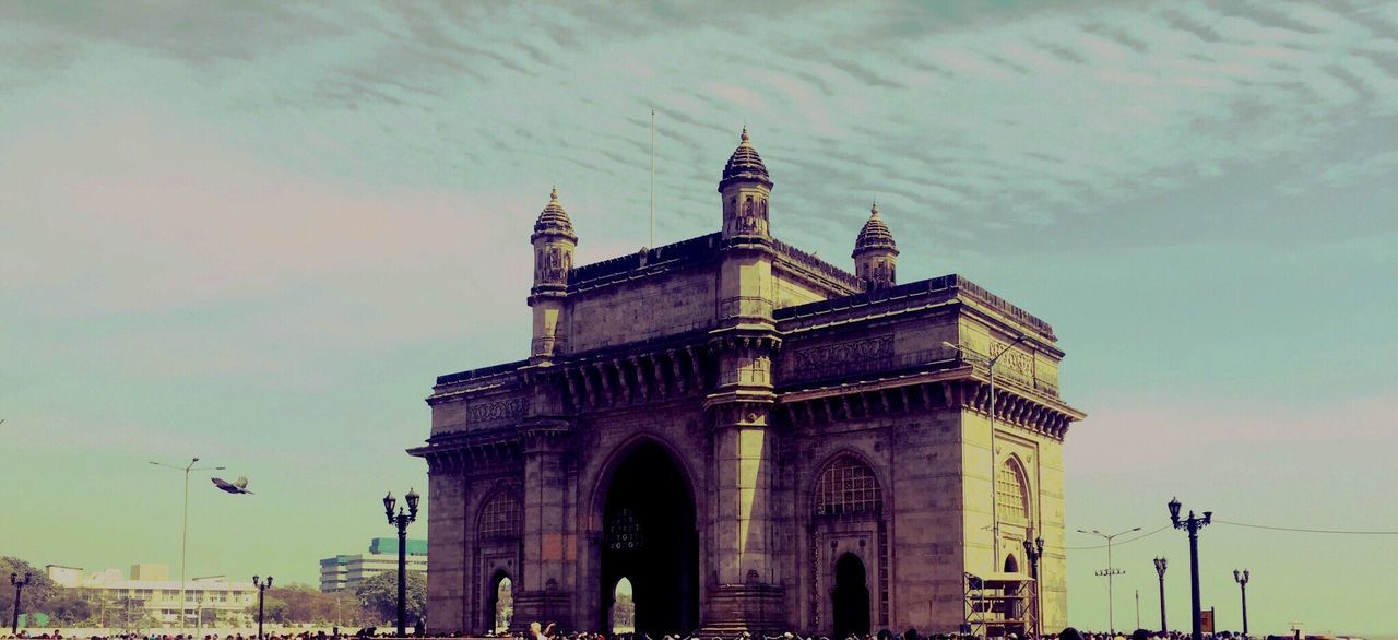 LOW ANGLE VIEW OF HISTORICAL BUILDING