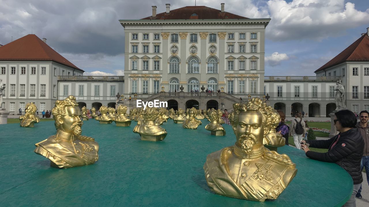 PANORAMIC VIEW OF STATUES ON BUILDING AGAINST SKY