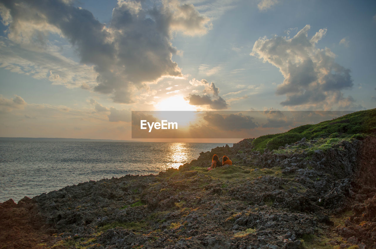 VIEW OF SEA AGAINST SKY DURING SUNSET