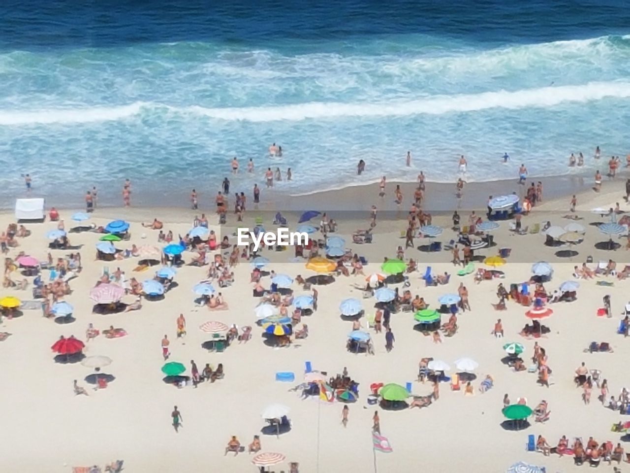 GROUP OF PEOPLE ON BEACH