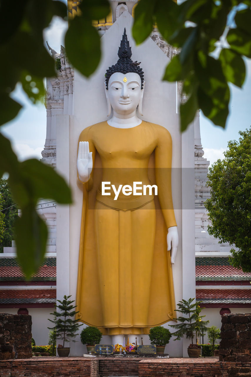 STATUE OF BUDDHA