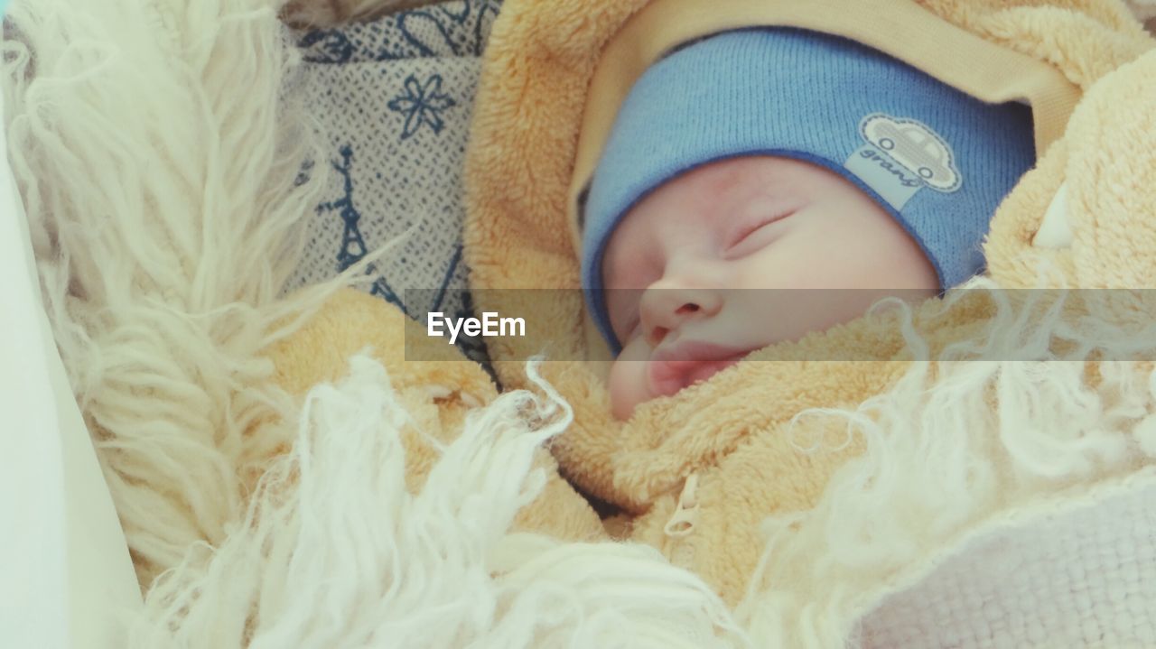 CLOSE-UP OF BABY SLEEPING