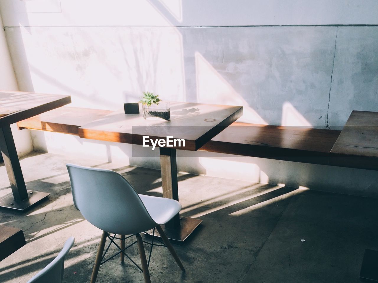 Chair at empty desk 