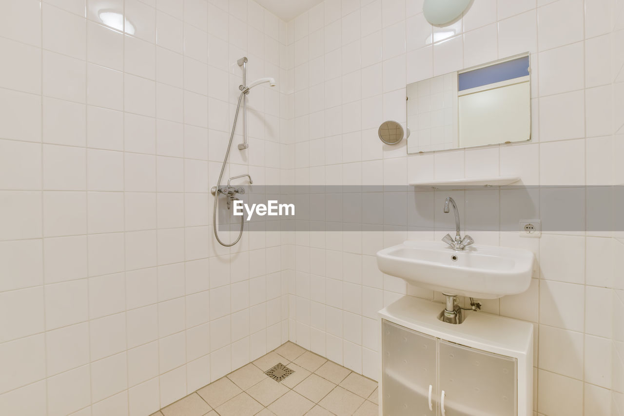 View of sink in bathroom