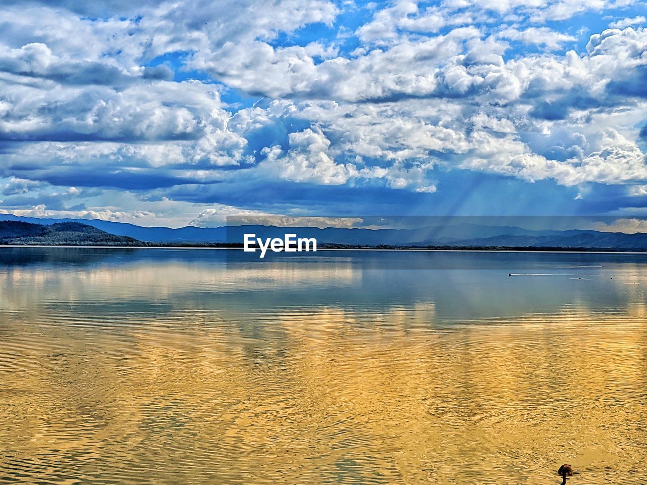 PANORAMIC VIEW OF SEA AGAINST SKY