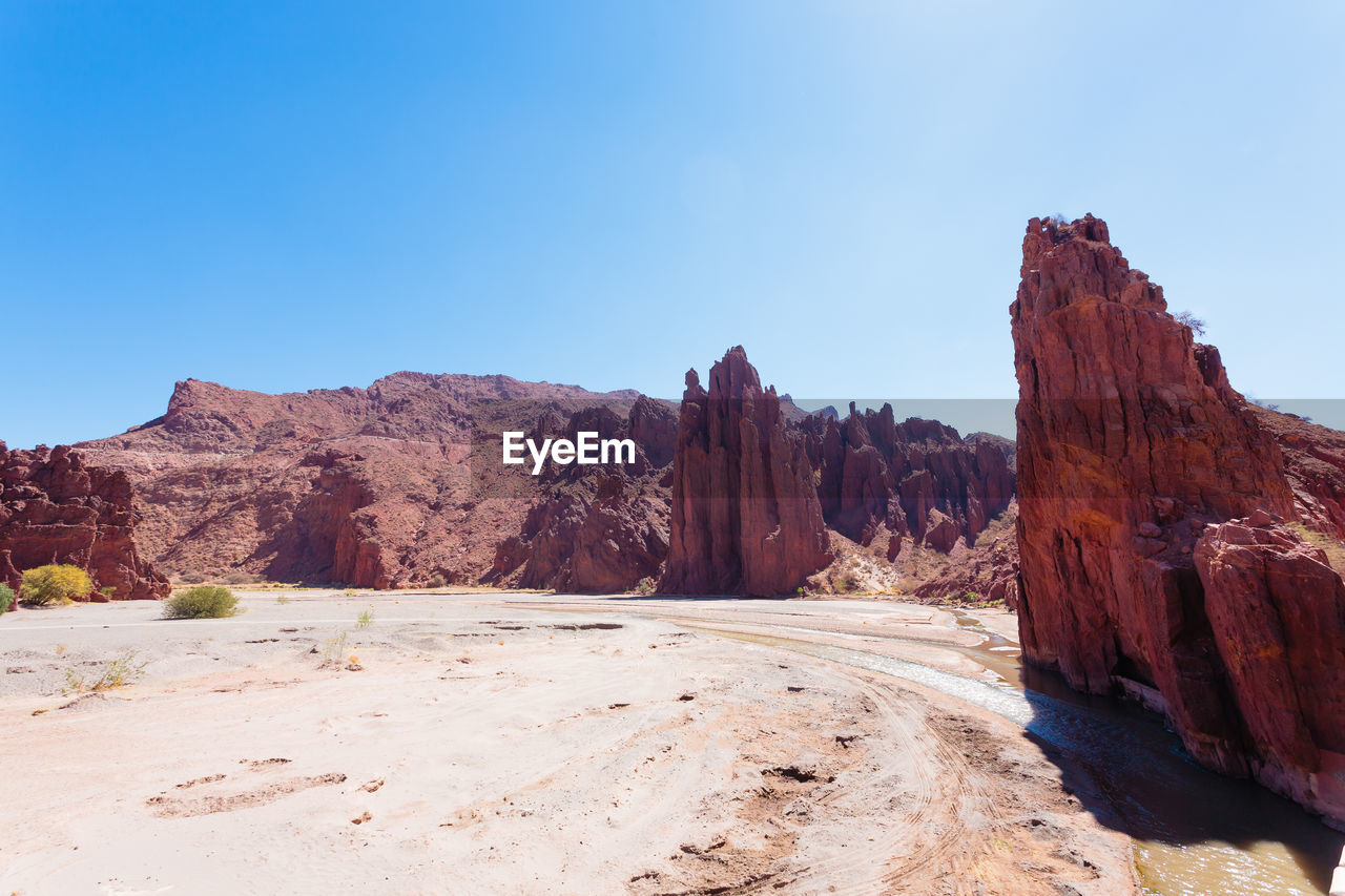 ROCK FORMATIONS IN DESERT