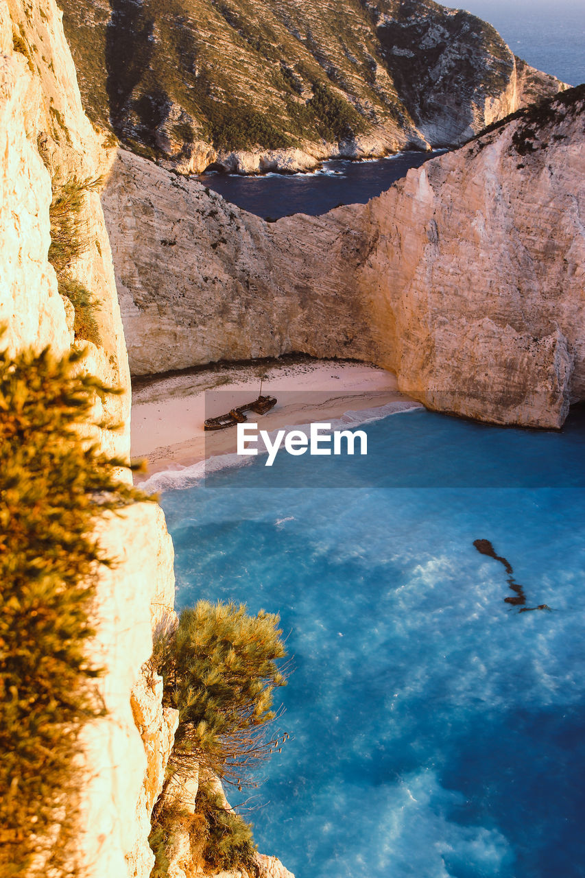SCENIC VIEW OF SEA AND ROCK