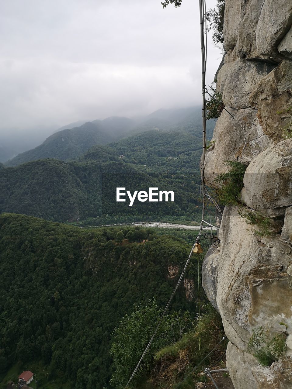 SCENIC VIEW OF LAND AGAINST SKY