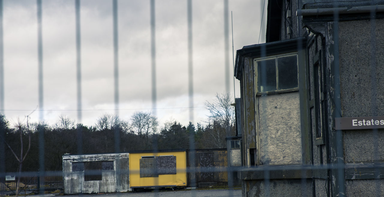 VIEW OF BUILT STRUCTURE AGAINST SKY