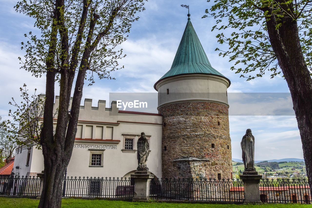 VIEW OF TOWER AGAINST SKY