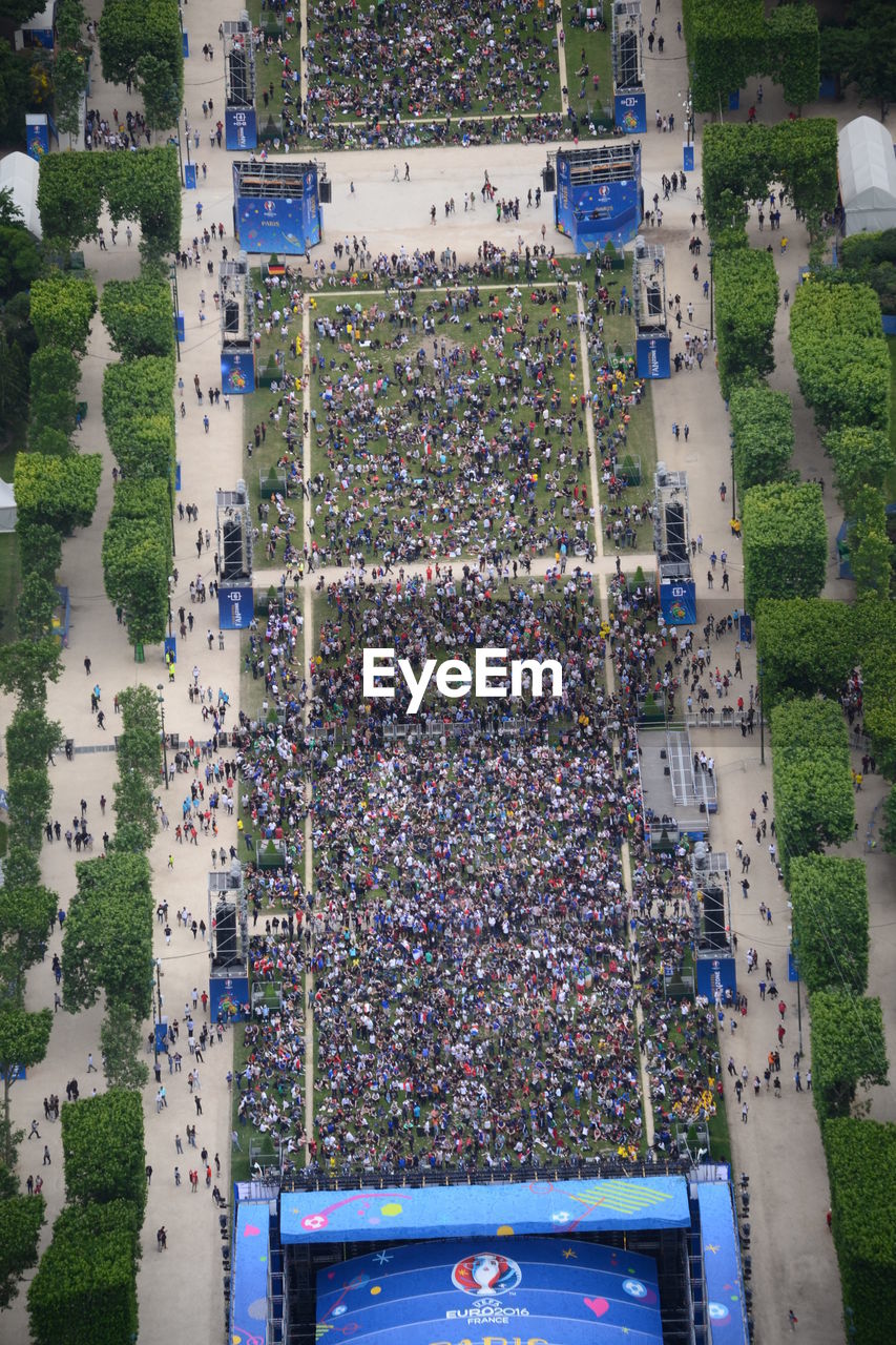 HIGH ANGLE VIEW OF BLURRED MOTION OF TRAFFIC