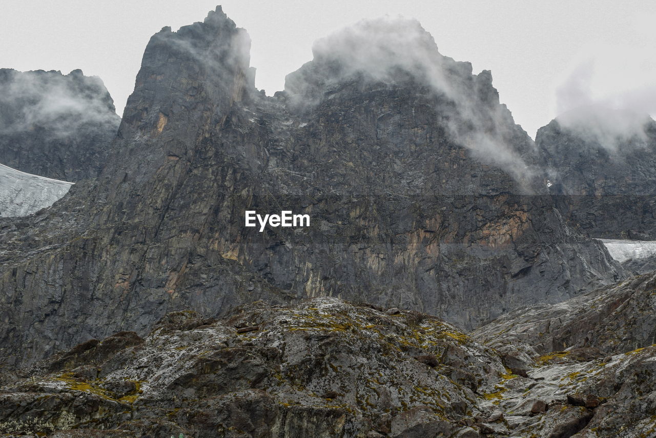 The panoramic mountain landscapes at rwenzori mountains, mount stanley, uganda