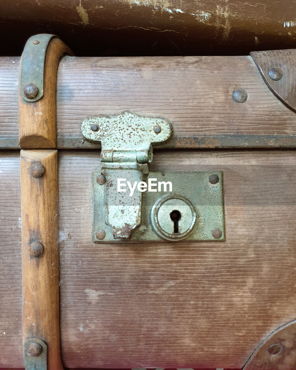 CLOSE-UP OF OLD DOOR