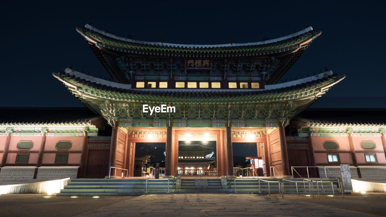 Illuminated heungryemun entrance gate at night