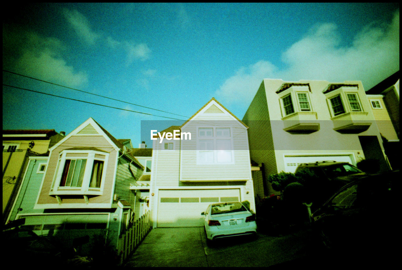 In the streets of San Francisco Analogue Photography Facades Landline Landline Phone Lomography San Francisco San Francisco Buildings San Francisco Homes San Francisco Police San Francisco Skyline San Francisco Skysraper San Francisco Streets San Francisco Tram San Francisco, California Sfpd Stop Sign Streets Summer In San Francisco United States Urban San Francisco Urban Skyline Xpro